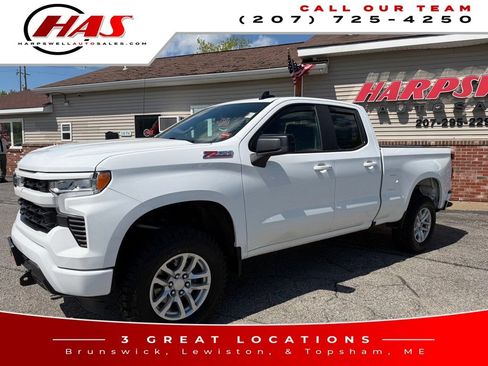 Used 2024 Chevrolet Silverado 1500 RST w/ Z71 Off-Road Package AWD/4WD image 2
