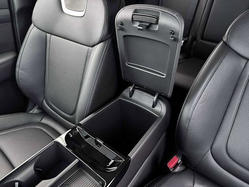 New 2026 Hyundai Tucson Limited AWD/4WD image 18