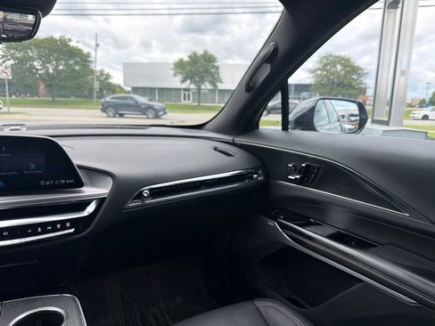 Certified 2025 Cadillac Lyriq Sport w/ LPO, Floor Liner Package AWD/4WD image 13