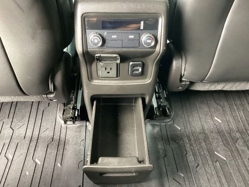 Used 2018 GMC Acadia SLT w/ LPO, Black Accent Package FWD image 43