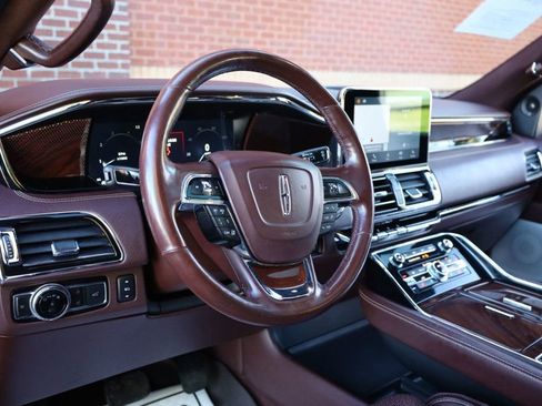 Used 2018 Lincoln Navigator Black Label w/ Cargo Package image 15
