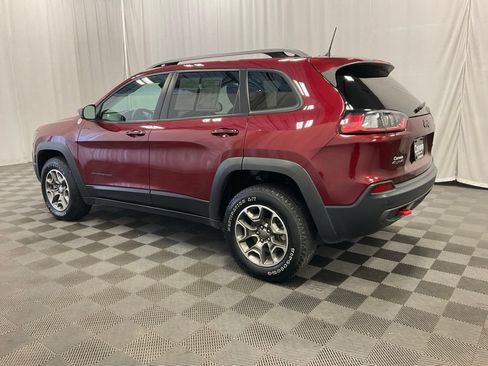 Used 2020 Jeep Cherokee Trailhawk w/ Cold Weather Group AWD/4WD image 8