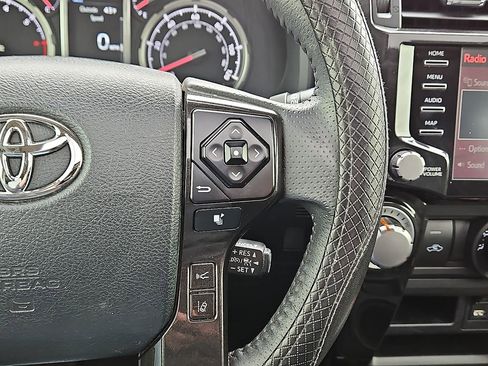 Used 2020 Toyota 4Runner SR5 image 19