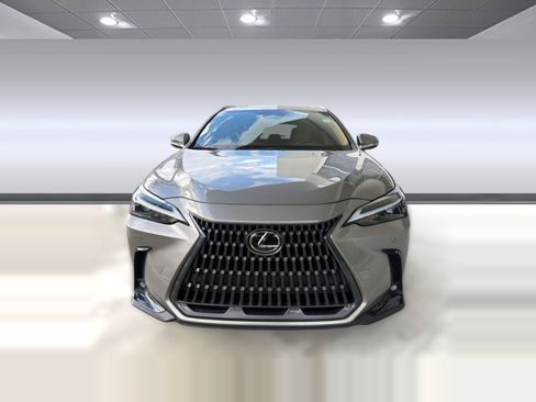 Used 2025 Lexus NX 250 FWD w/ Cold Area Package image 6