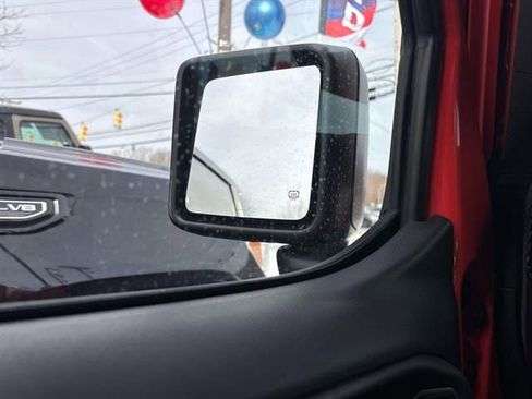 Certified 2018 Jeep Wrangler Unlimited Sport S image 25