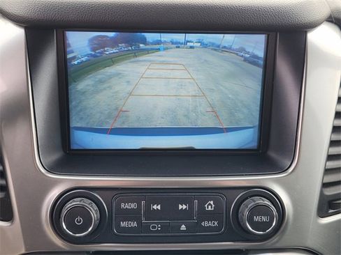 Used 2020 Chevrolet Suburban Premier image 19