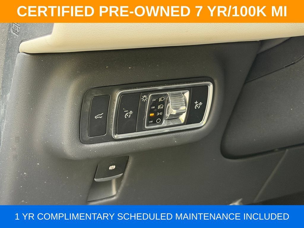 Certified 2024 Lincoln Nautilus Reserve AWD/4WD image 30