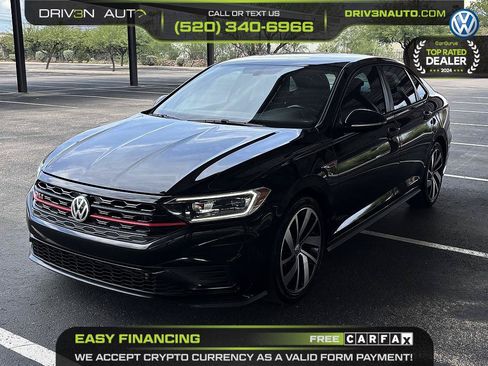 Used 2019 Volkswagen Jetta GLI FWD image 3