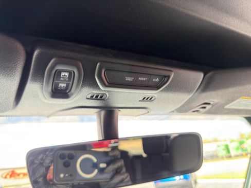 Used 2023 Jeep Wrangler Unlimited w/ Sun & Screen Package AWD/4WD image 65