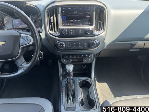 Used 2022 Chevrolet Colorado Z71 AWD/4WD image 18