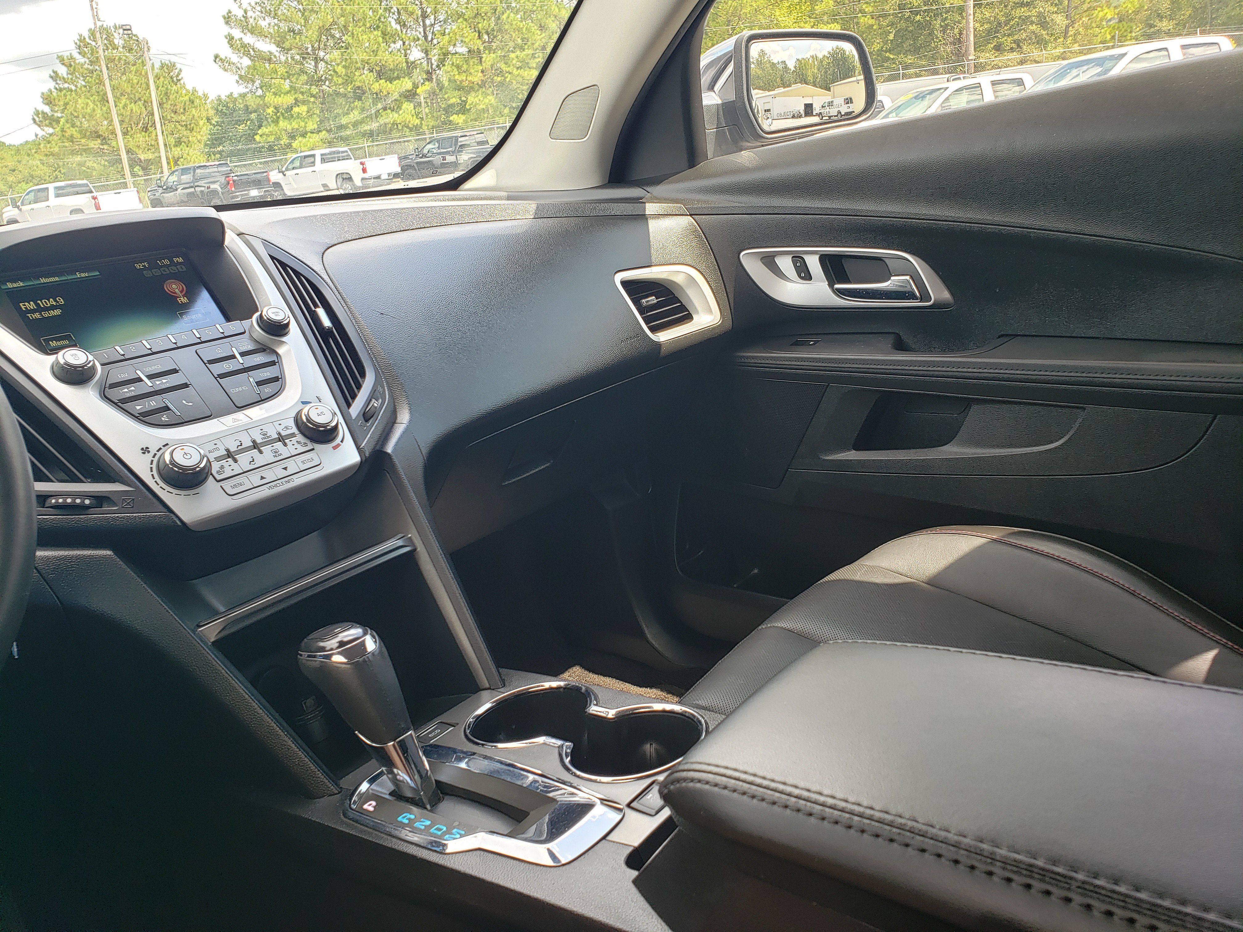 Used 2016 Chevrolet Equinox LTZ w/ Enhanced Convenience Package FWD image 18