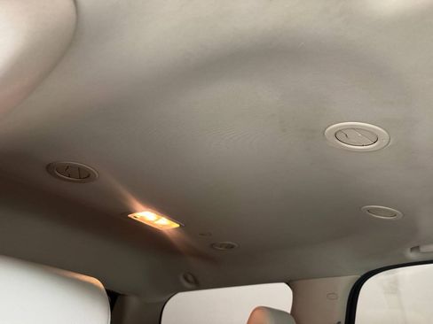 Used 2010 GMC Yukon SLT RWD image 29