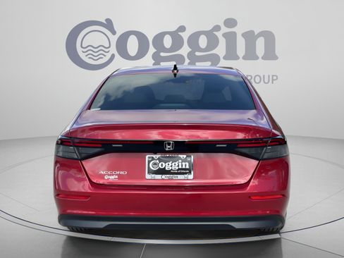 Used 2025 Honda Accord SE image 5