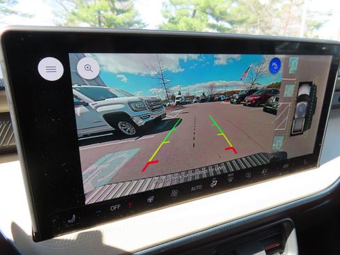 Used 2025 Ford Maverick Lariat w/ 4K Tow Package image 23