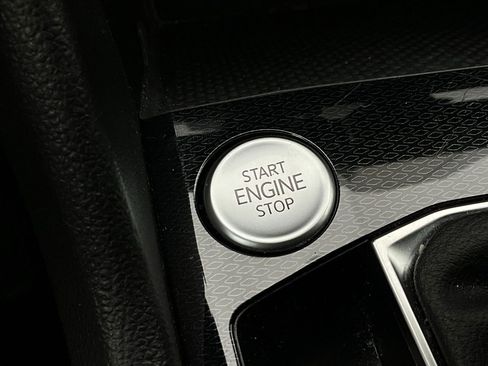 Used 2025 Volkswagen Taos S image 23