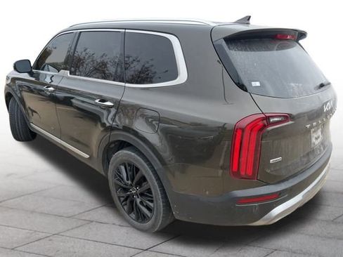Used 2022 Kia Telluride SX w/ SX Prestige Package image 4