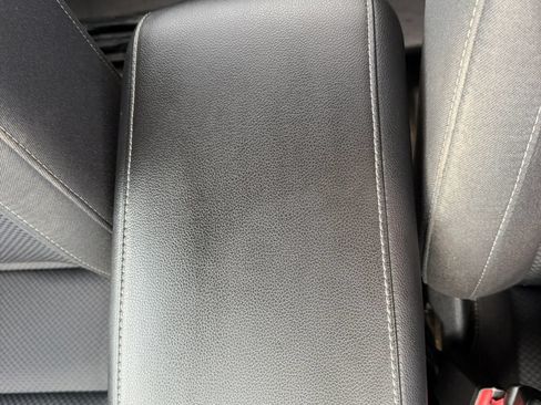 Used 2022 Chevrolet Colorado LT w/ Fleet Safety Package RWD image 28