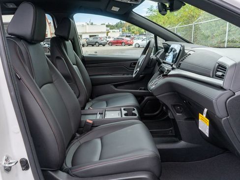 New 2026 Honda Odyssey Sport-L image 15