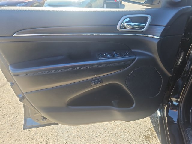 Used 2021 Jeep Grand Cherokee Limited AWD/4WD image 21