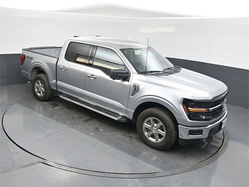 Used 2024 Ford F150 XLT w/ Mobile Office Package image 25