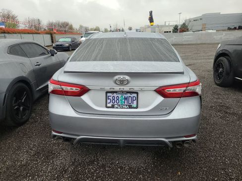 Used 2020 Toyota Camry XSE image 4