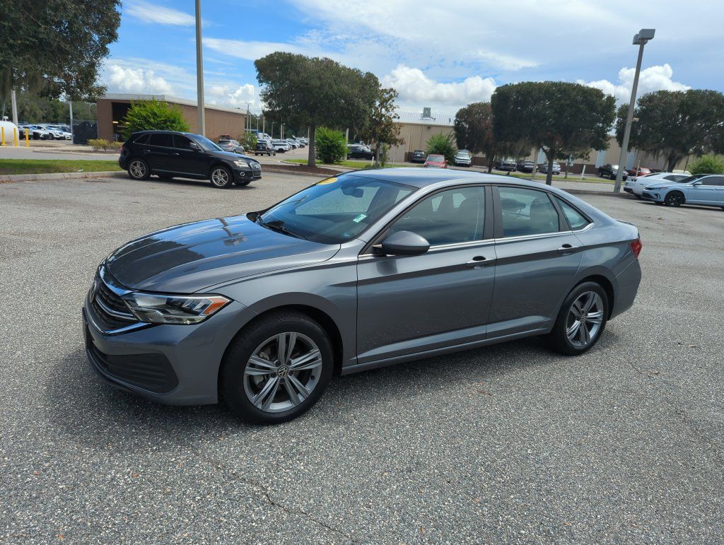 Used 2022 Volkswagen Jetta SE FWD image 13