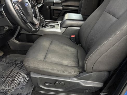 Used 2019 Ford F150 XLT w/ Equipment Group 302A Luxury AWD/4WD image 13