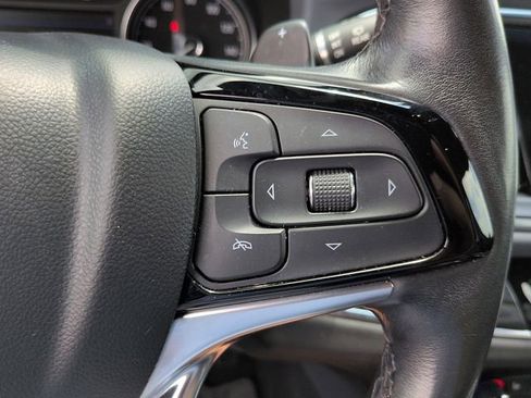 Used 2023 Buick Enclave Essence w/ LPO, Floor Liner Package FWD image 17