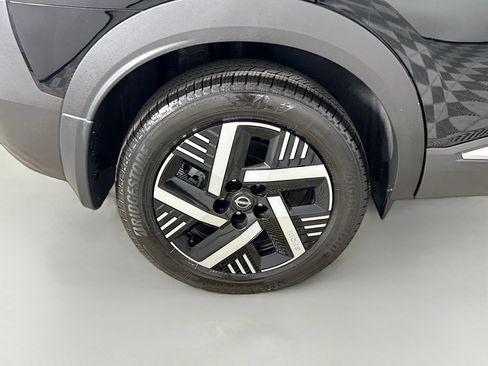 Used 2026 Nissan Kicks SV FWD image 33