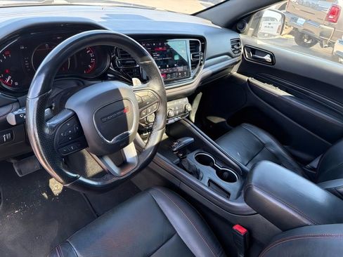 Used 2023 Dodge Durango GT RWD image 16