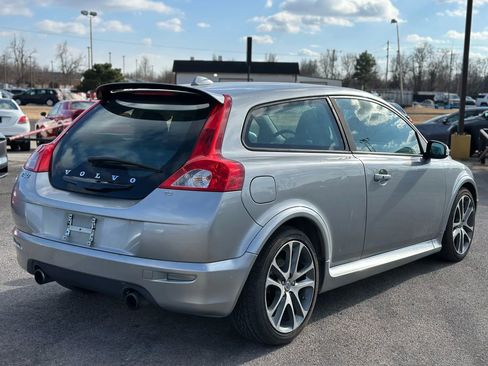 Used 2010 Volvo C30 T5 R-Design image 5