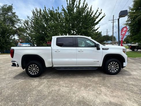 Used 2019 GMC Sierra 1500 AT4 w/ AT4 Preferred Package AWD/4WD image 9