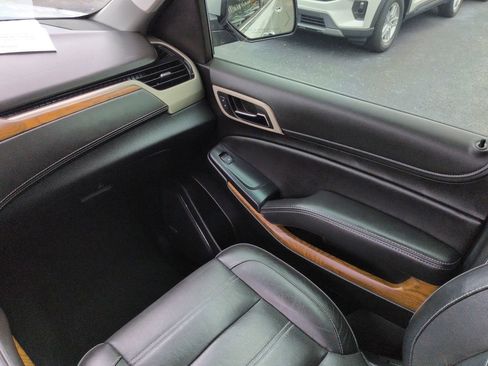 Used 2020 GMC Yukon XL Denali RWD image 17