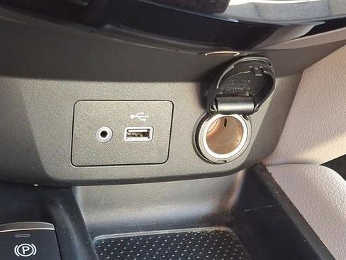 Used 2022 Nissan Rogue Sport SL image 25