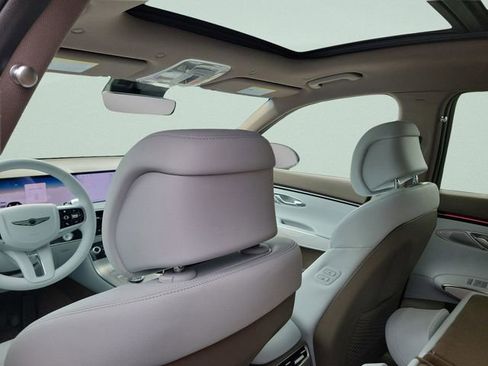 New 2026 Genesis GV70 2.5T Advanced image 7