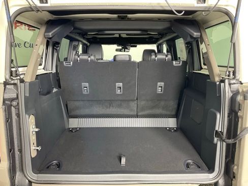 New 2026 Ford Bronco Badlands image 11