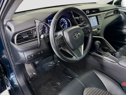 Used 2020 Toyota Camry SE FWD image 22