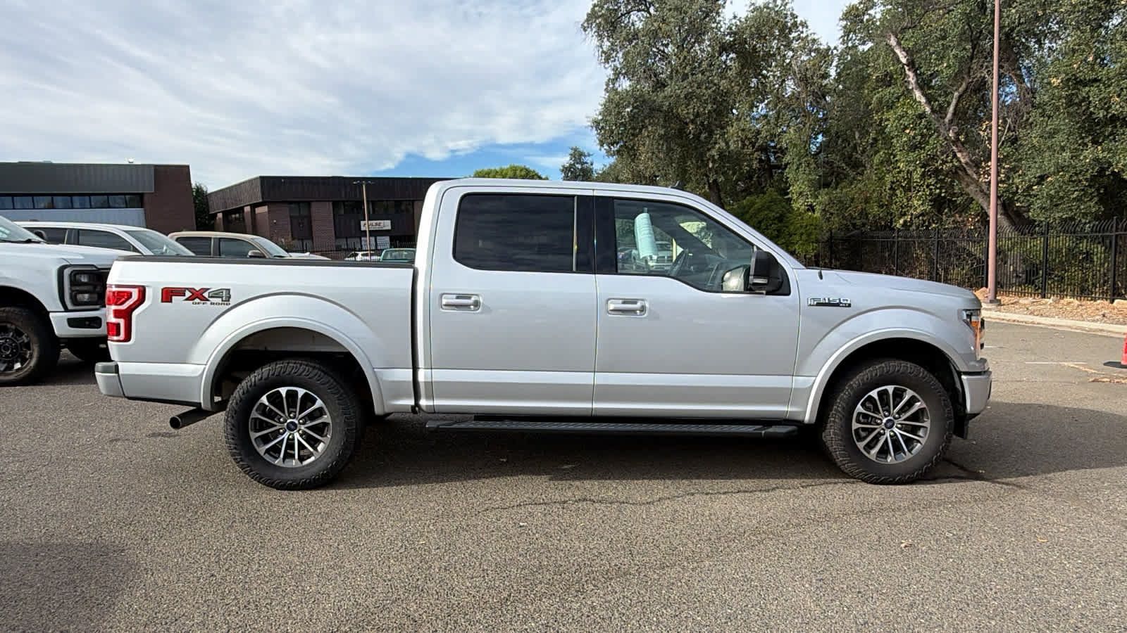 Used 2019 Ford F150 XLT w/ Equipment Group 302A Luxury AWD/4WD image 4