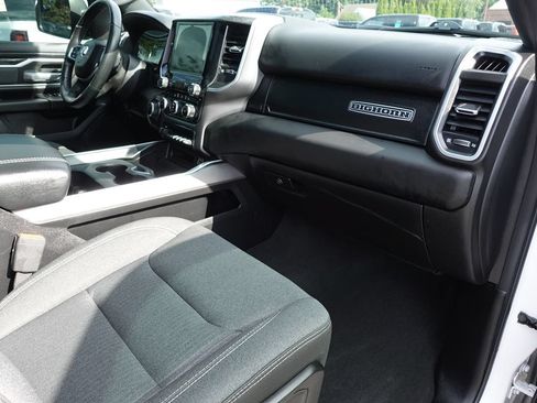 Used 2020 RAM 1500 Big Horn AWD/4WD image 39