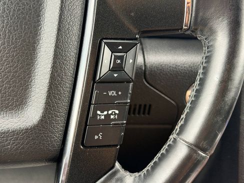 Used 2015 Lincoln Navigator 4WD image 39