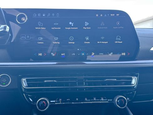 New 2026 Chevrolet Traverse Z71 w/ LPO, Floor Liner Package image 30