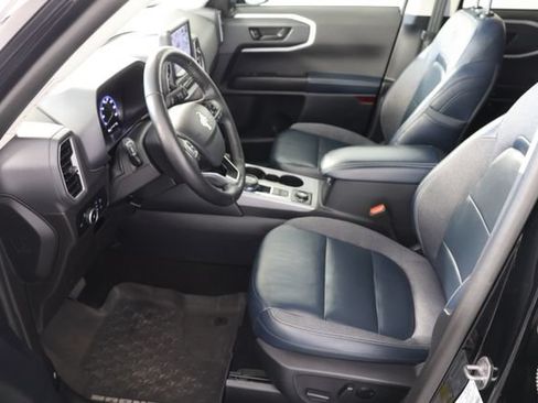 Used 2023 Ford Bronco Sport Outer Banks w/ Tech Package AWD/4WD image 19