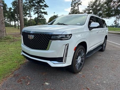 Used 2022 Cadillac Escalade ESV Premium Luxury AWD/4WD image 7