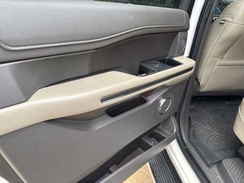 Used 2019 Ford Expedition Max XLT w/ Equipment Group 202A image 17