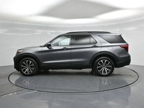 Used 2022 Ford Explorer ST-Line w/ Class IV Trailer Tow Package AWD/4WD image 23