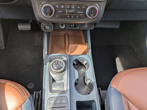 Used 2023 Ford Maverick Lariat w/ Lariat Luxury Package FWD image 22
