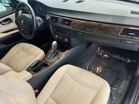 Used 2011 BMW 328i xDrive Sedan AWD/4WD image 16