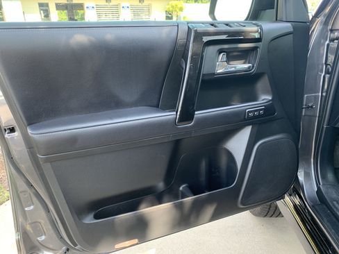 Used 2019 Toyota 4Runner Limited AWD/4WD image 14