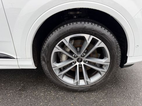 Used 2025 Audi Q7 2.0T Premium w/ Convenience Plus Package image 8