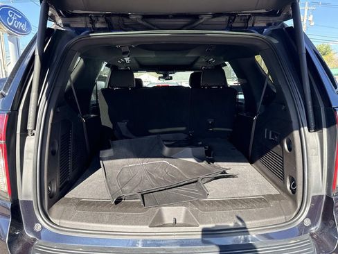 Used 2021 Chevrolet Tahoe LT w/ LT Signature Package AWD/4WD image 6